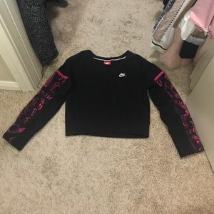 Nike Crop Sweatshirt